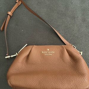 Kate Spade crossbody/wristlet